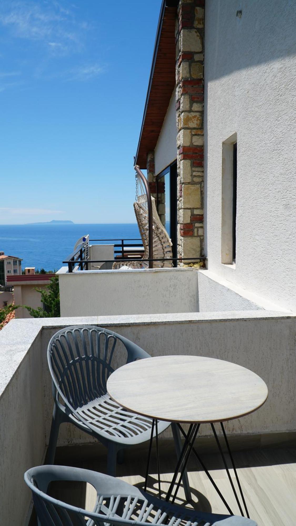Hotel Natali Dhermi Ngoại thất bức ảnh