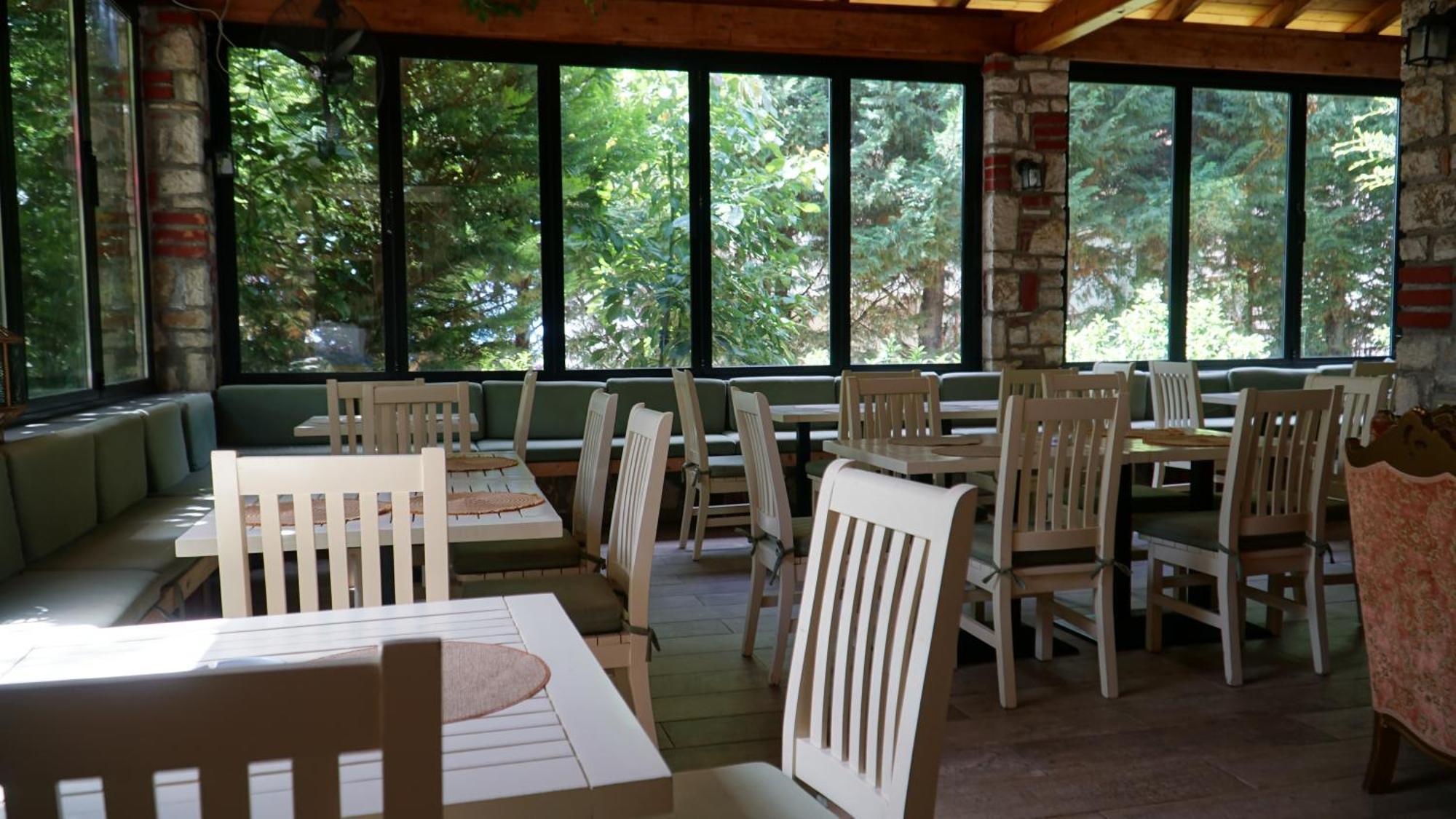 Hotel Natali Dhermi Ngoại thất bức ảnh